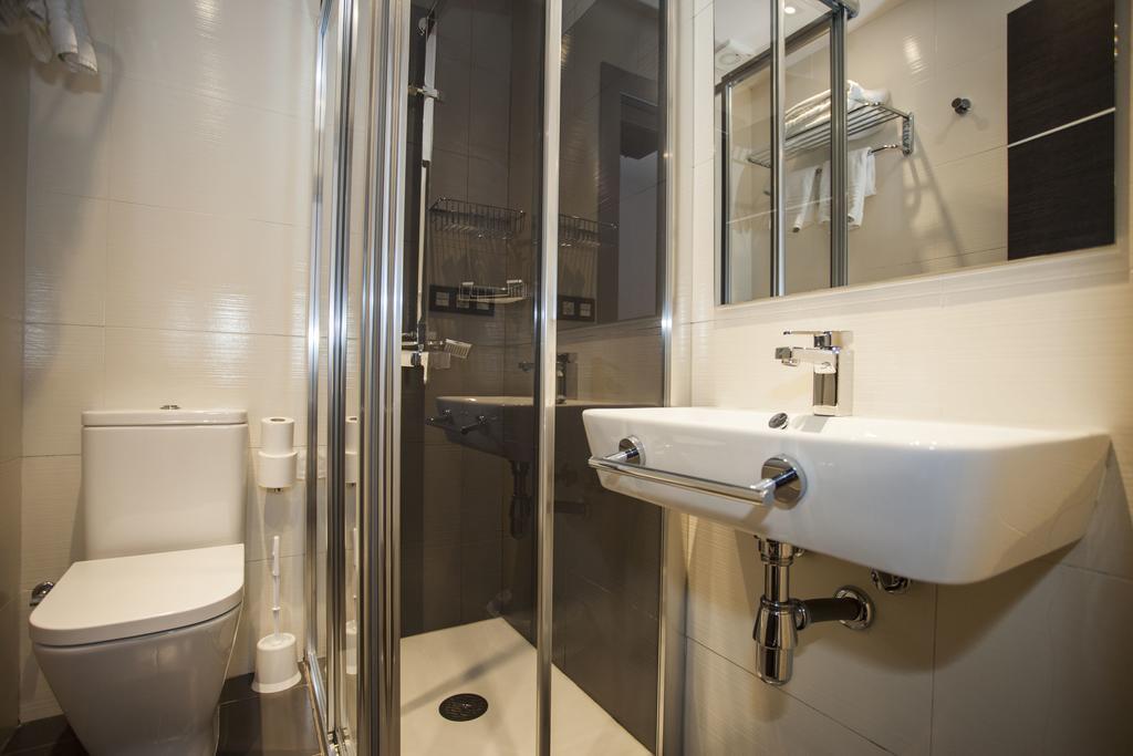 Chambre Double ou Lits Jumeaux avec Lit d'Appoint