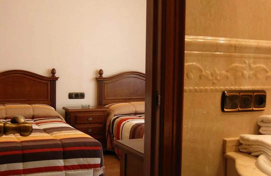 Hostal Granada-1
