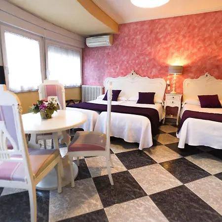 Hostal Goya Suites-2